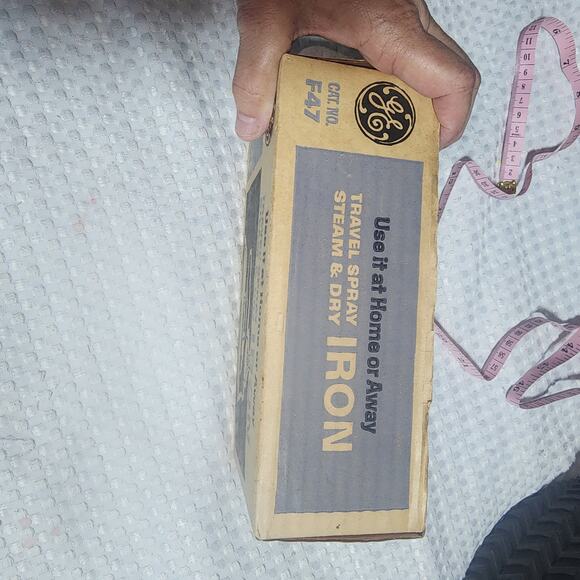 GE VINTAGE NIB TRAVEL IRON F47 SET - Picture 4 of 5